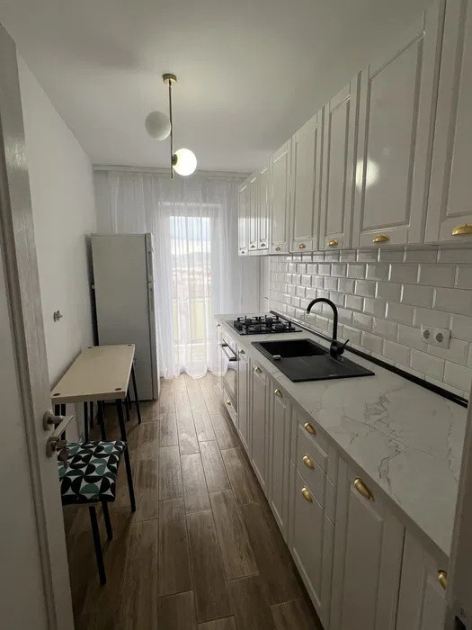 Apartament decomandat, 2 camere, 55 mp, complet mobilat și utilat 