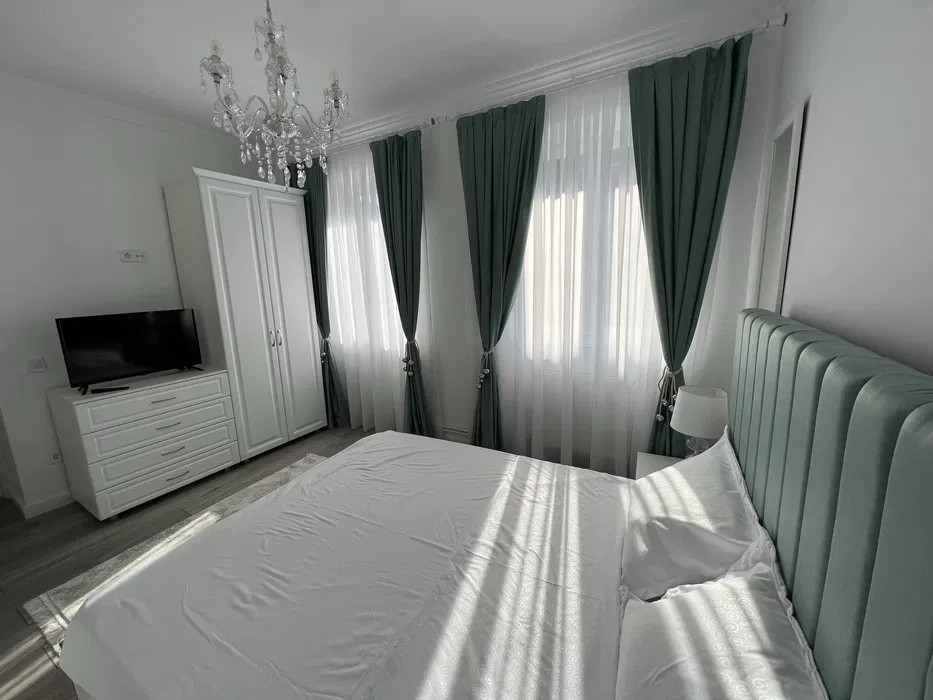 Apartament la casa 3 camere, 75 mp, decomandat – ultracentral