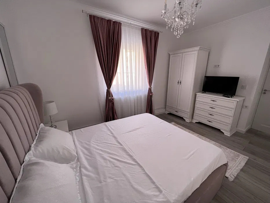 Apartament la casa 3 camere, 75 mp, decomandat – ultracentral
