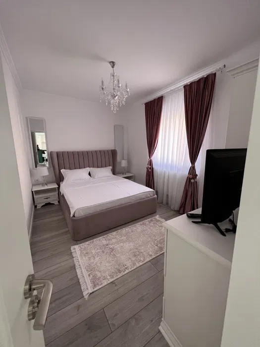 Apartament la casa 3 camere, 75 mp, decomandat – ultracentral