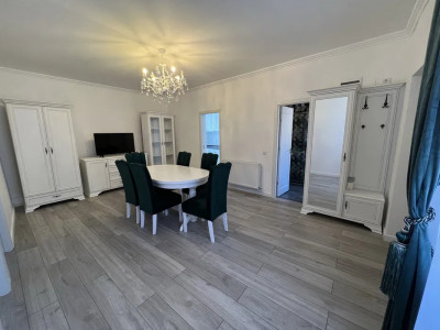 Apartament la casa 3 camere, 75 mp, decomandat – ultracentral