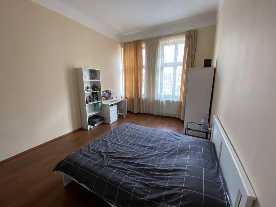 Apartament spațios 3 camere ultracentral