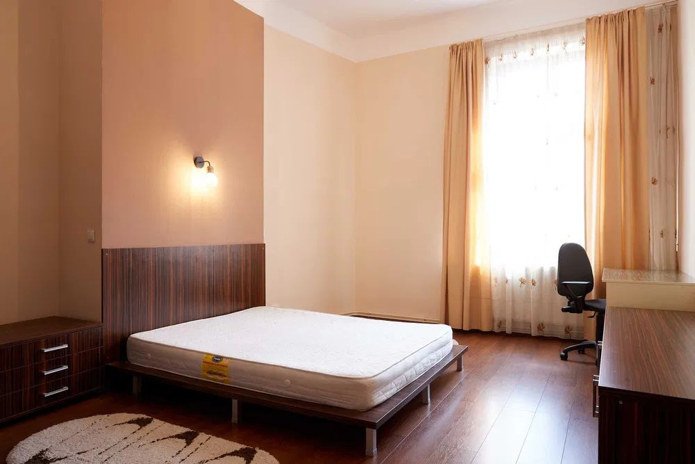 Apartament spațios 3 camere, ultracentral