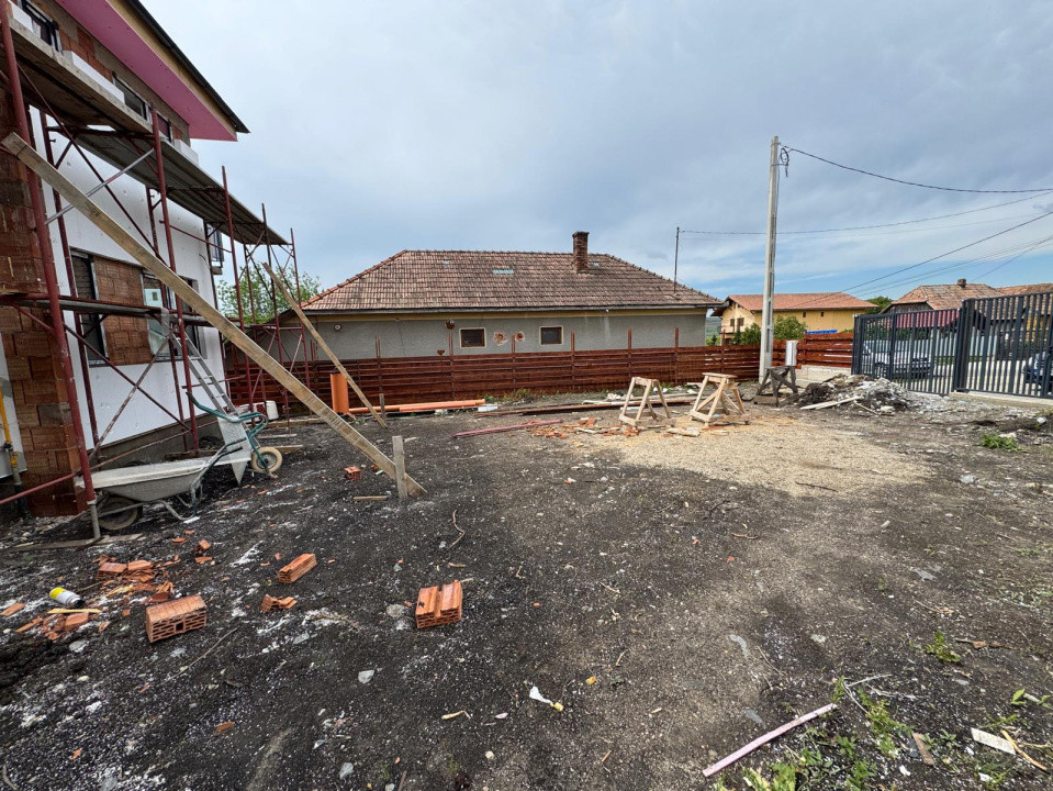 Duplex de vânzare, 120 mp., semifinisat, 159900 Eur, Tureni