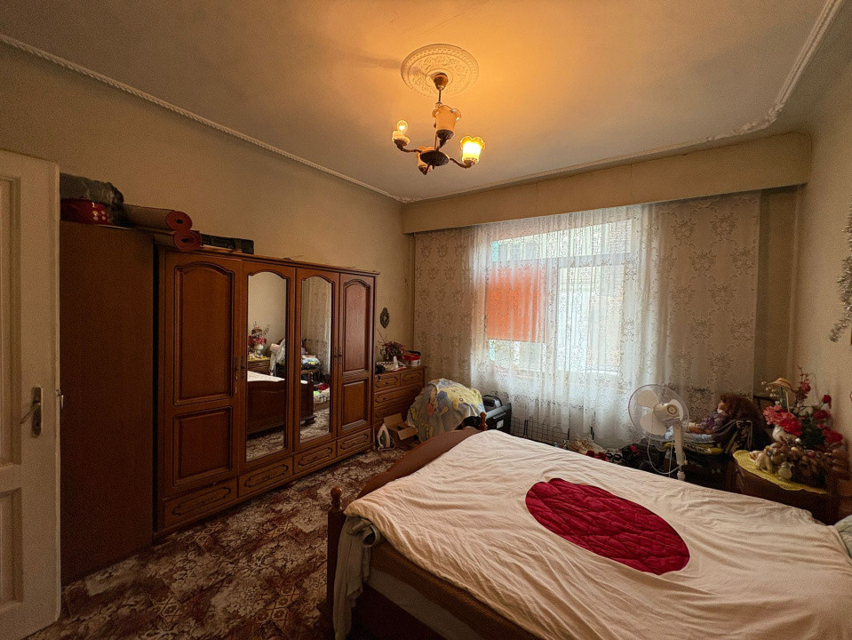 Apartament de vânzare 3 camere | 68 mp | Central