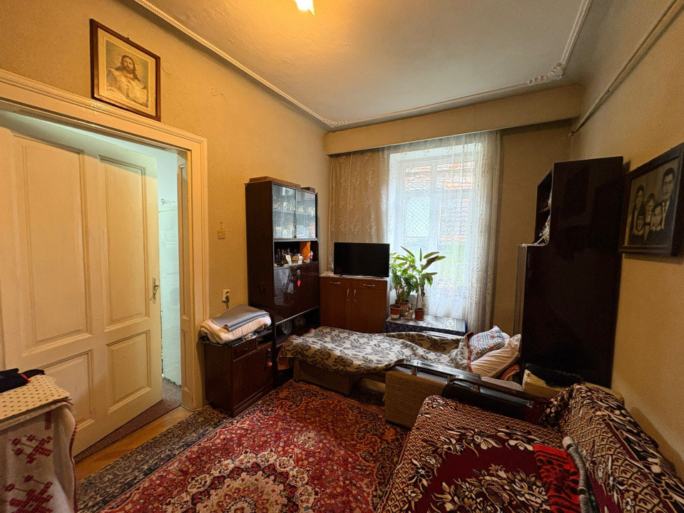 Apartament de vânzare 3 camere | 68 mp | Central