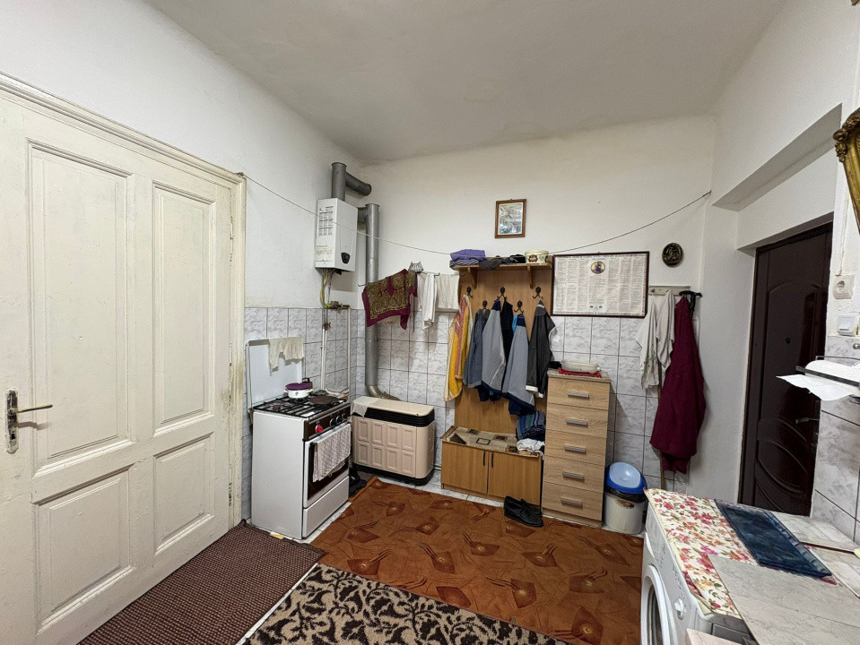 Apartament de vânzare 3 camere | 68 mp | Central