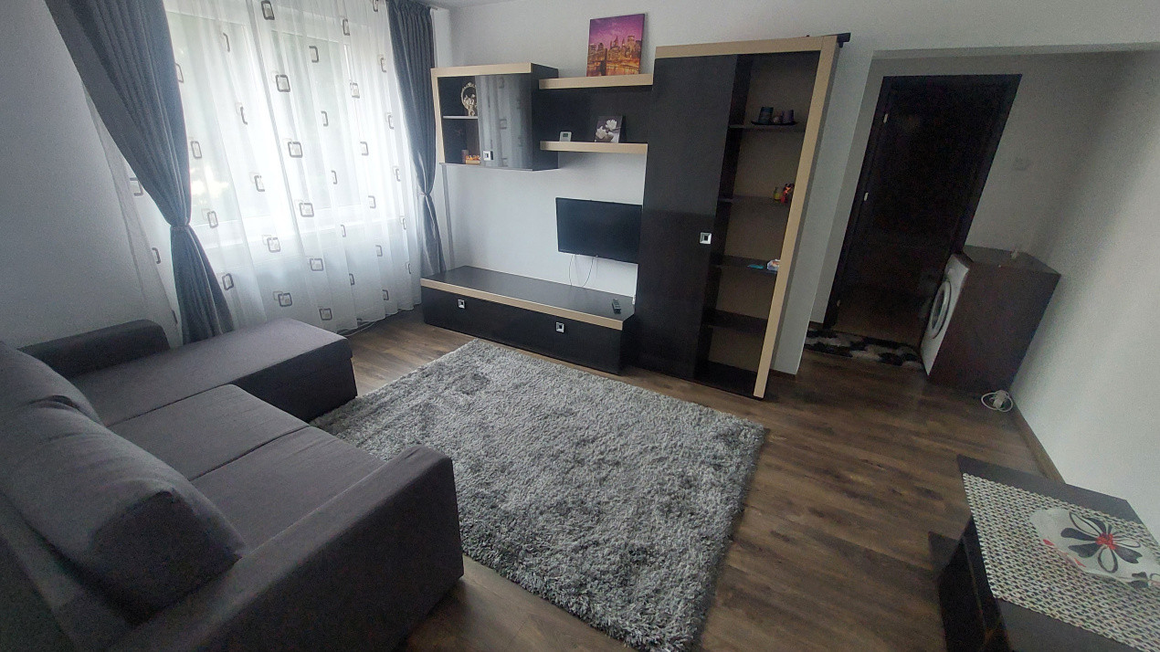 Apartament ultracentral ,etajul 1, zona English Park