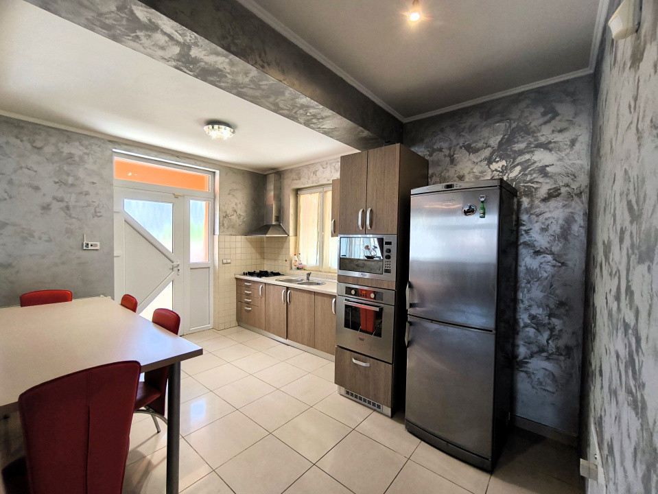 Casă regim P+1 cu 4 camere, suprafață utilă 120 mp, Grigorescu