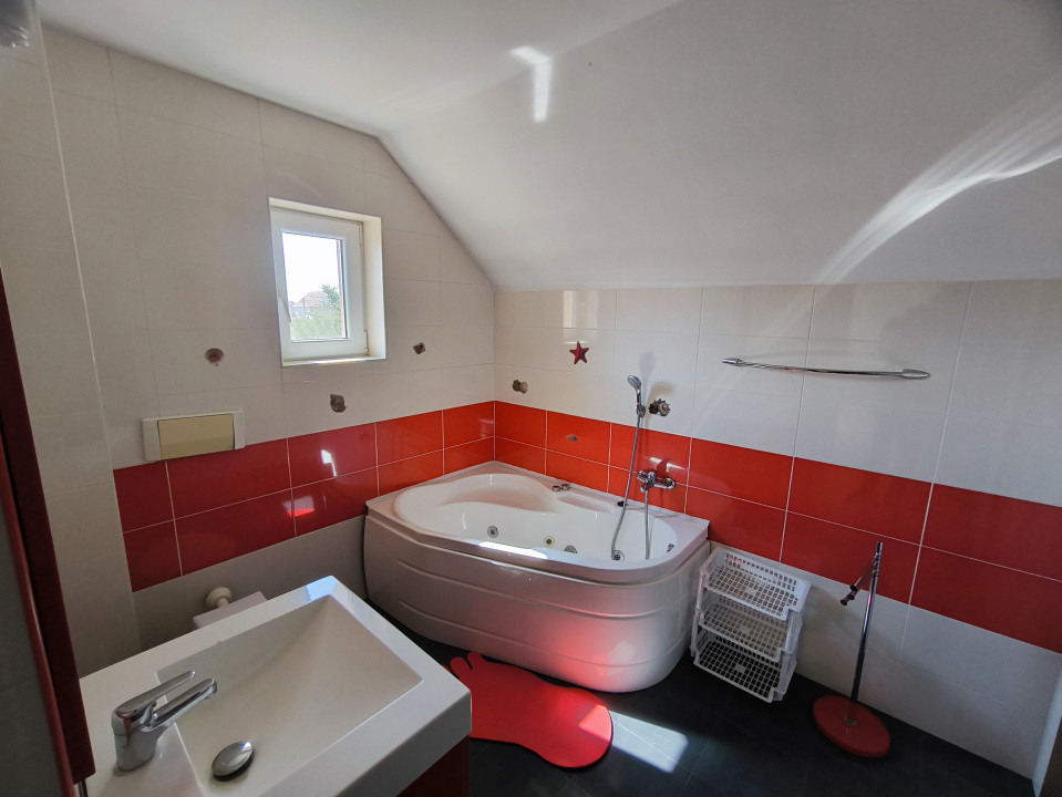 Casă regim P+1 cu 4 camere, suprafață utilă 120 mp, Grigorescu