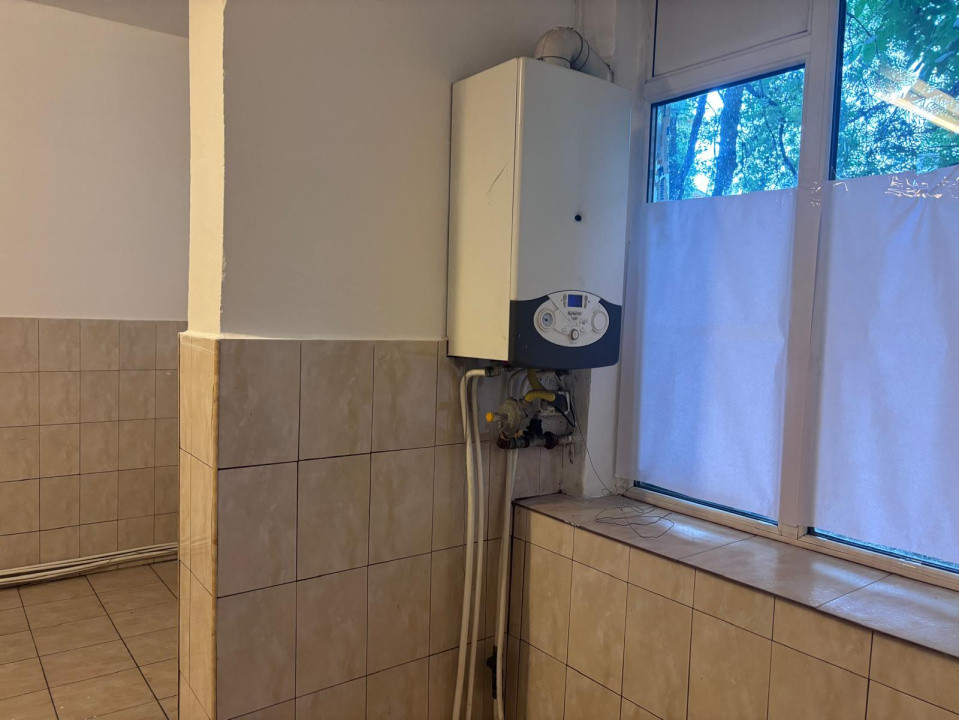 SPATIU COMERCIAL 