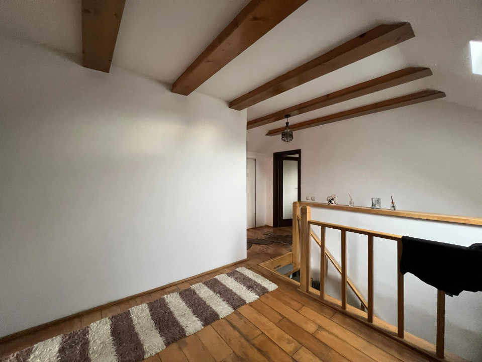 Casa cu 4 camere si 7 ari de teren Tauti Magheraus
