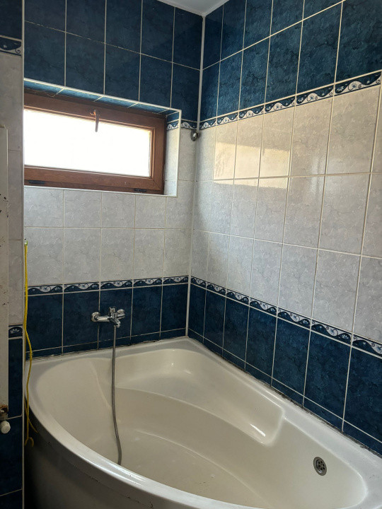 Oportunitate! Vânzare apart. cu 2+2 camere, etaj 3+M, Florești, 87000 Eur