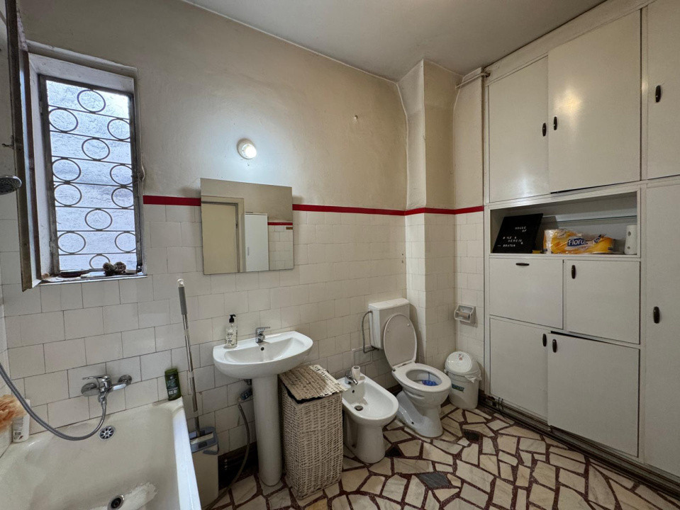 Ultracentral! Apartament cu 3 camere în vilă , Cluj-Napoca! 