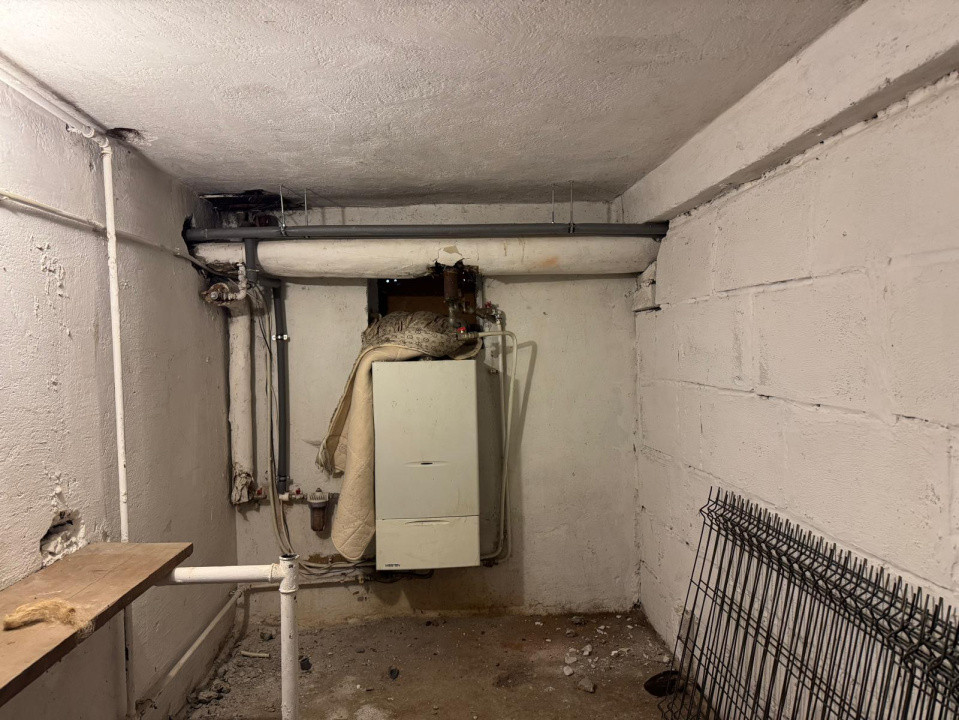 Apartament de vanzare la vila cu 4 apartamente - tip Casa P+2 cu garaj