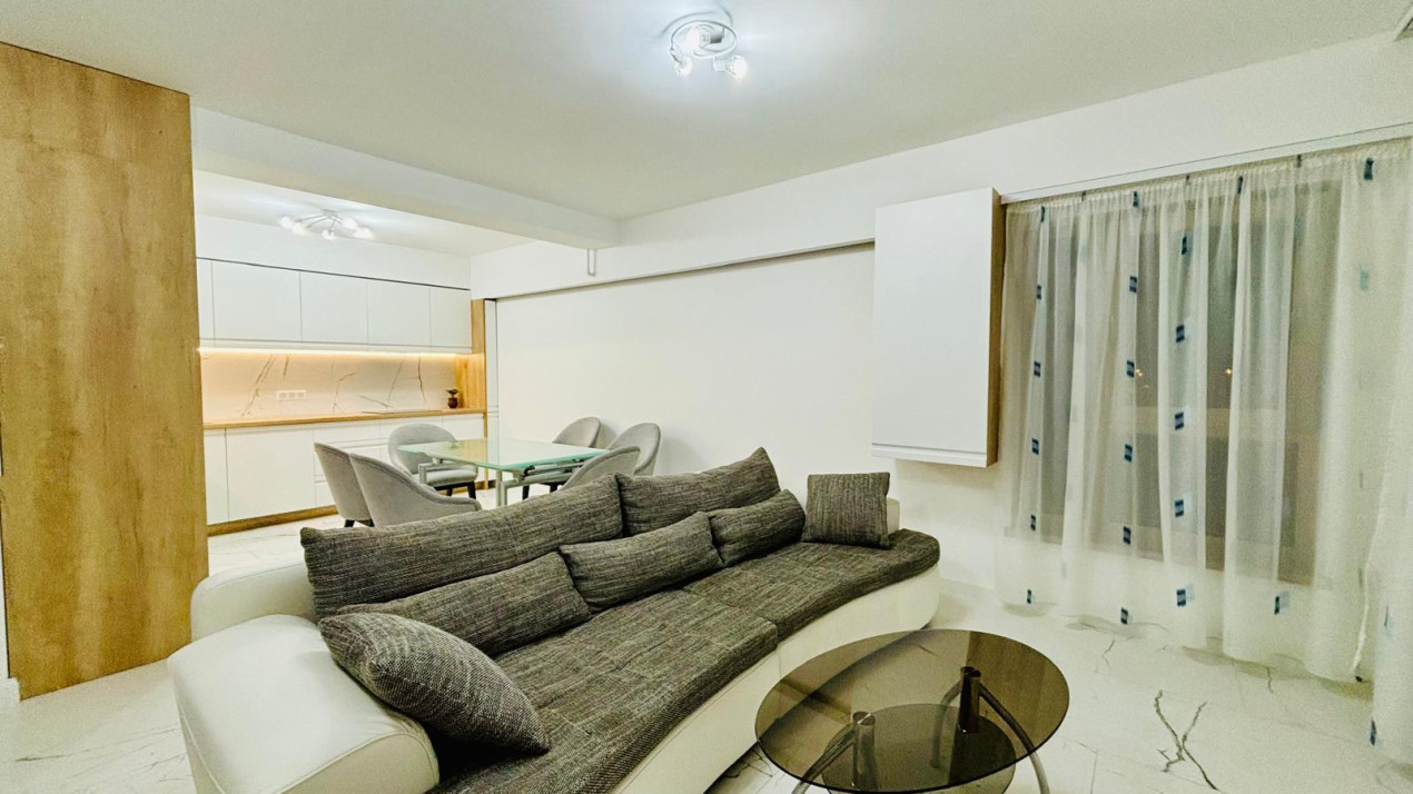 Apartament 3 camere de închiriat Bloc nou