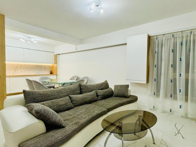 Apartament 3 camere de închiriat Bloc nou