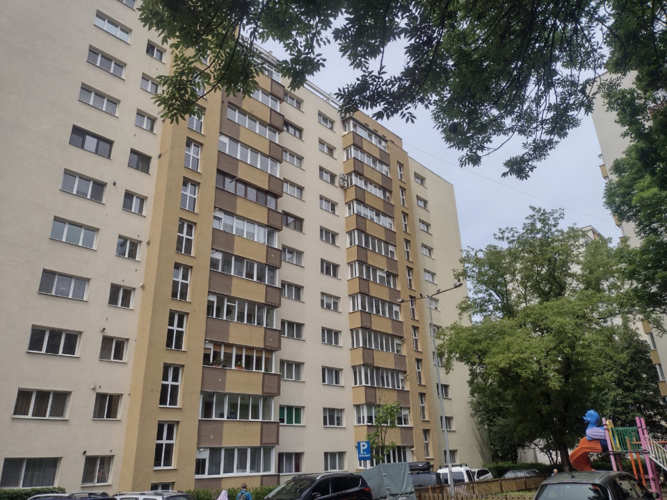 Ocazie! Apart. cu 2 cam., Calea Florești, 129000 Eur, 48 mp.