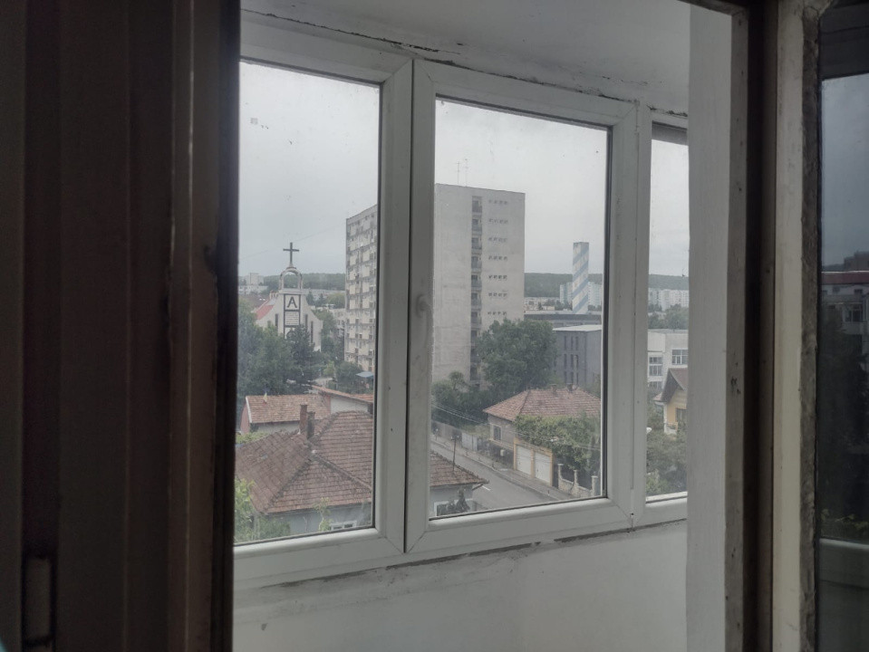 Ocazie! Apart. cu 2 cam., Calea Florești, 129000 Eur, 48 mp.