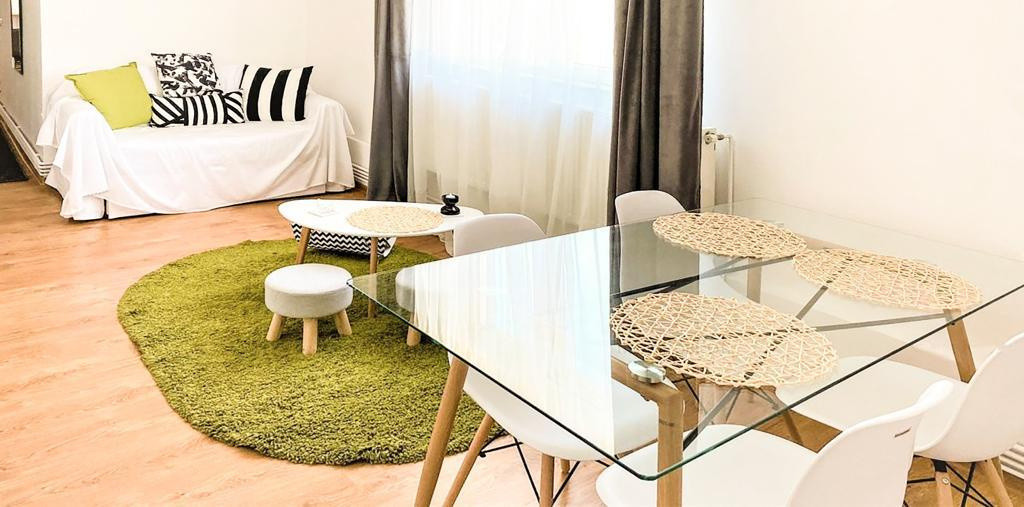 Apart. cu 2 camere, mobilat, 52 mp.! Preț avantajos! 115000 Eur. Mănăștur