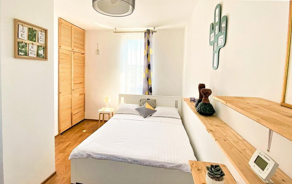 Apart. cu 2 camere, mobilat, 52 mp.! Preț avantajos! 115000 Eur. Mănăștur