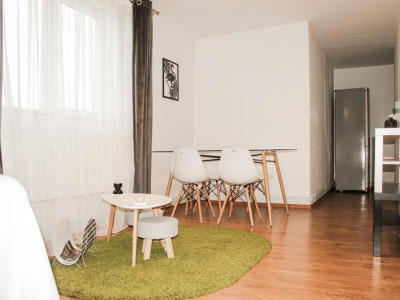 Apart. cu 2 camere, mobilat, 52 mp.! Preț avantajos! 115000 Eur. Mănăștur