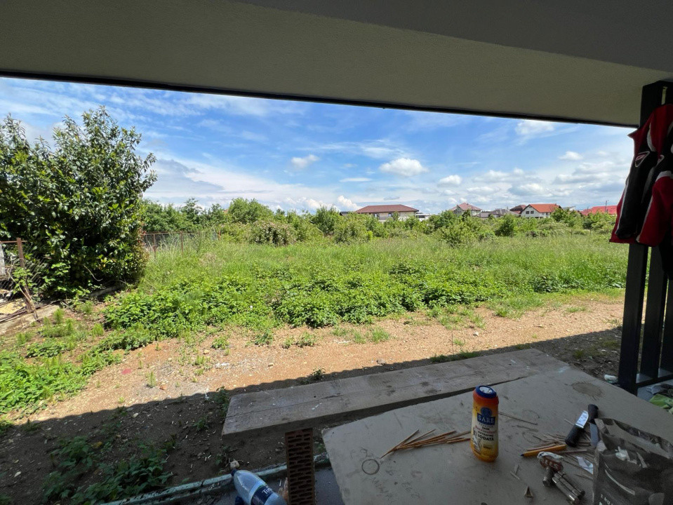 Casa cu 5 camere in Livada zona linistita