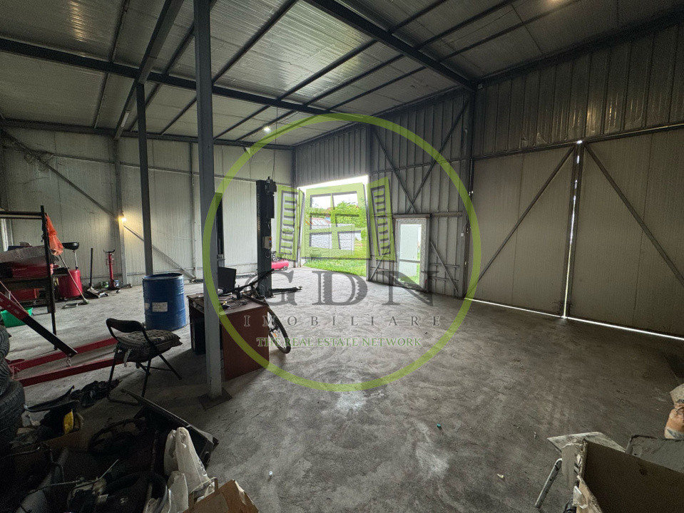Hala 90mp, teren 300mp, zona Parcul Tineretului