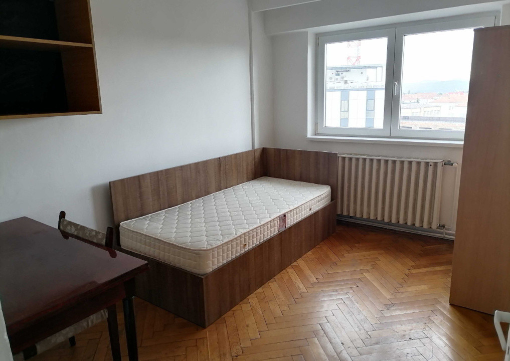 Apartament de închiriat, 4 camere, 100mp utili, zona Calea Dumbravii
