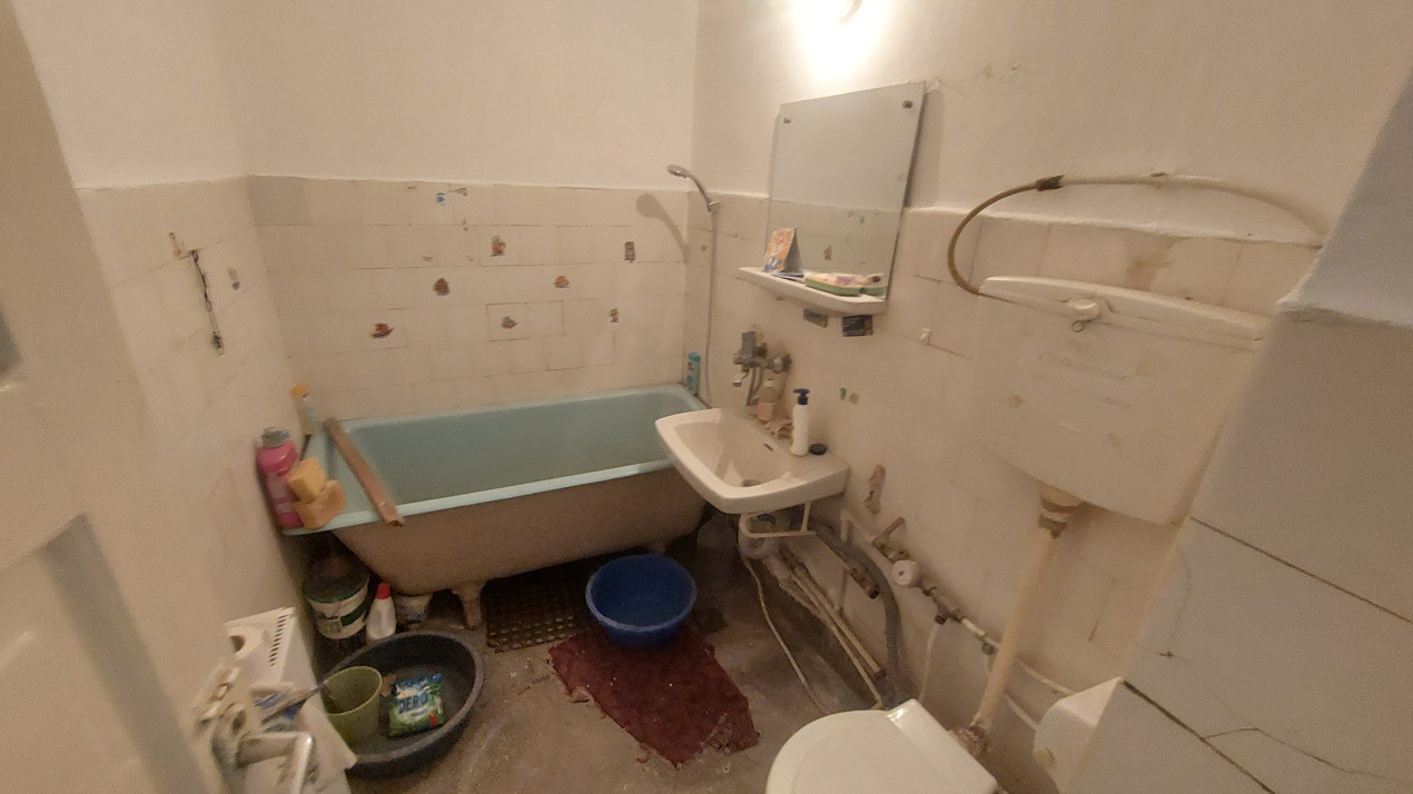 Apartament 3 camere semidecomandat, Nicolae Titulescu zona Fantasy Park