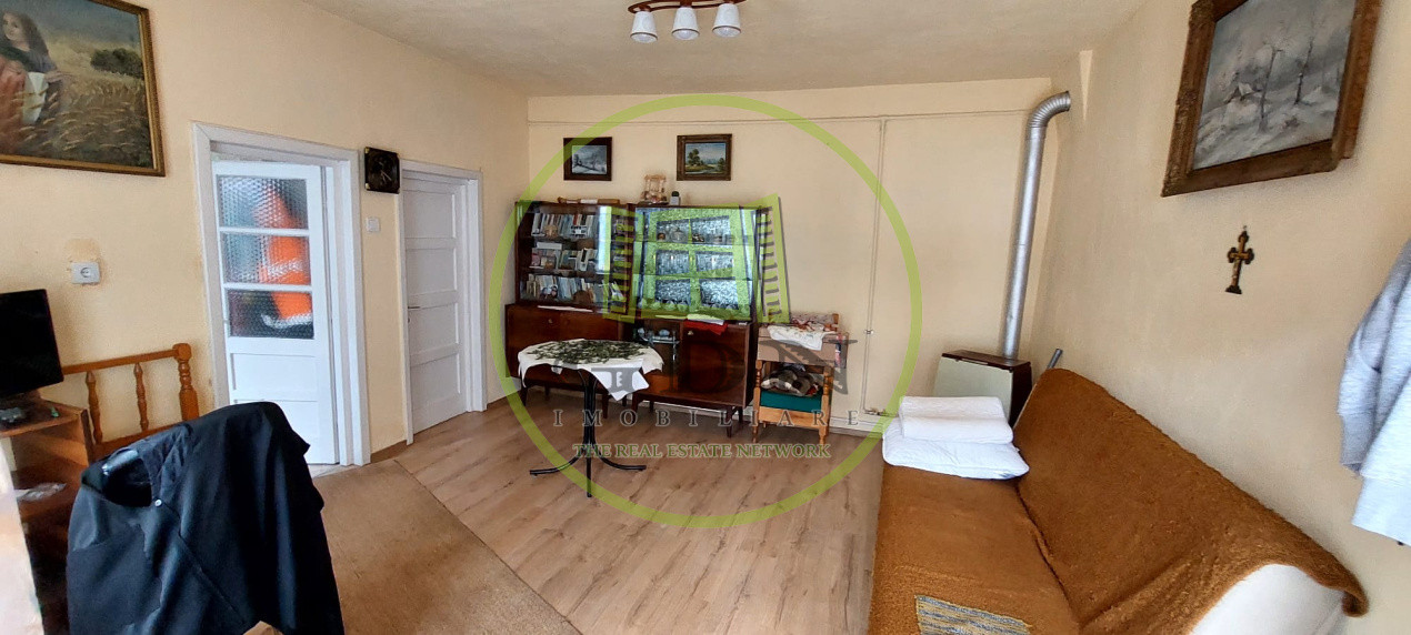 Vila cu 7 camere cu suprafata utila de 404mp spre vanzare in Seica Mare