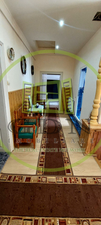 Vila cu 7 camere cu suprafata utila de 404mp spre vanzare in Seica Mare