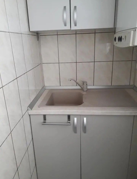 Apartament de închiriat, zona Ştrand, 50mp utili