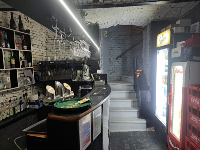 Spațiu comercial de închiriat – ideal pentru bar sau cafenea – Central, Sibiu
