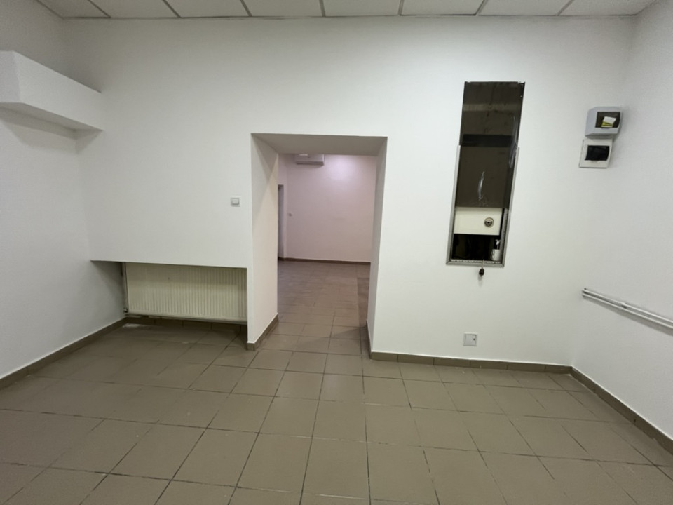 Spatiu central