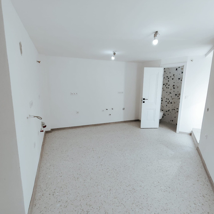 Afacere la cheie de vânzare în centrul Sibiului –34 mp 