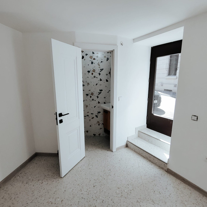 Afacere la cheie de vânzare în centrul Sibiului –34 mp 