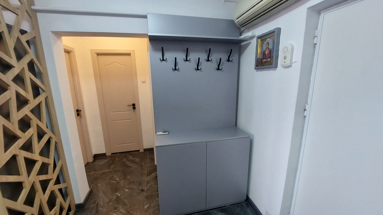 Apartament doua camere decomandat, etajul 10, Brazda zona Guliver