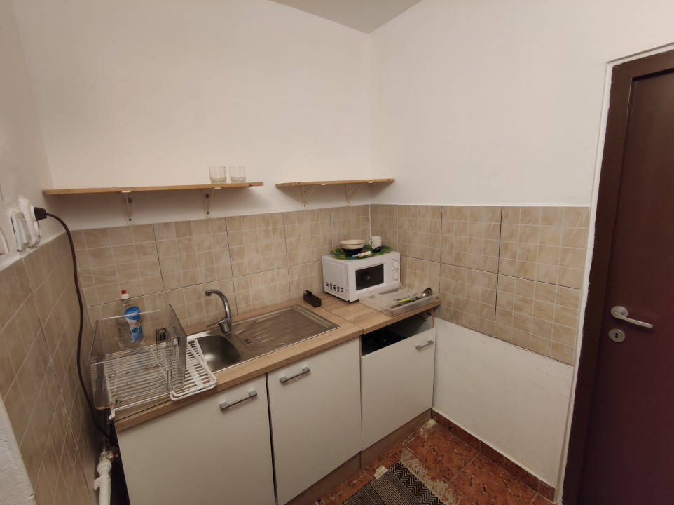 Garsonieră, 24mp utili, parter, str Sovata 23, zona Decebal