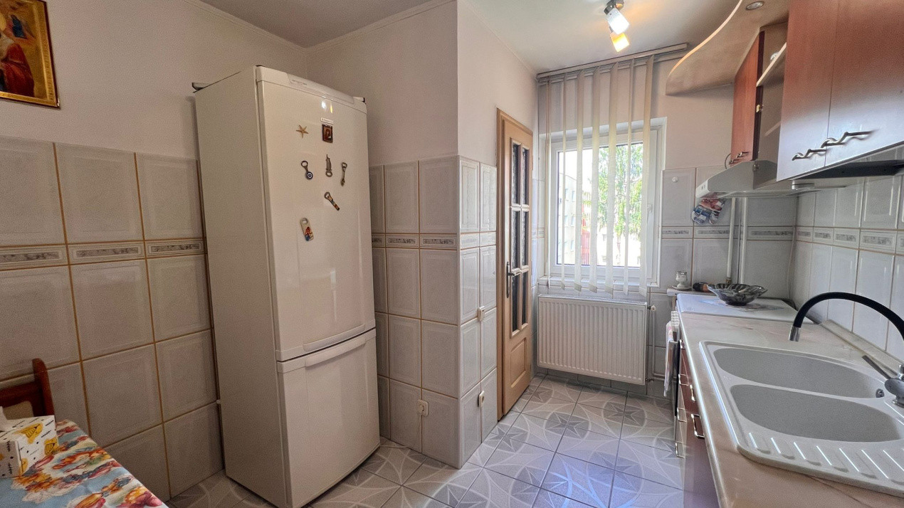 4 camere decomandat, parcare inclusa, str. Mierlei ASTRA