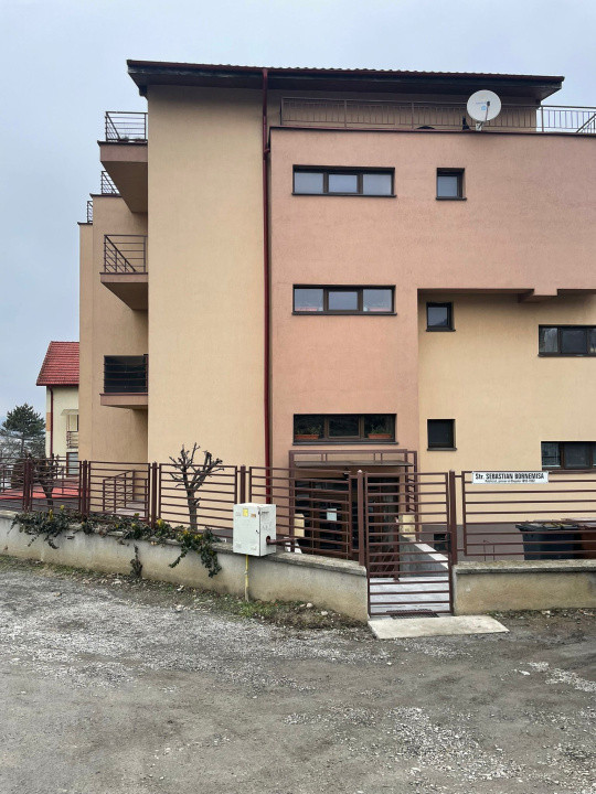 Închiriere apart. cu 3 cam., 70 mp., Mănăștur, 550 Eur