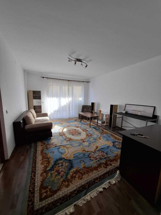 Închiriere apartament cu 2 camere, 50 mp., Zorilor, cu garaj, 550 Eur