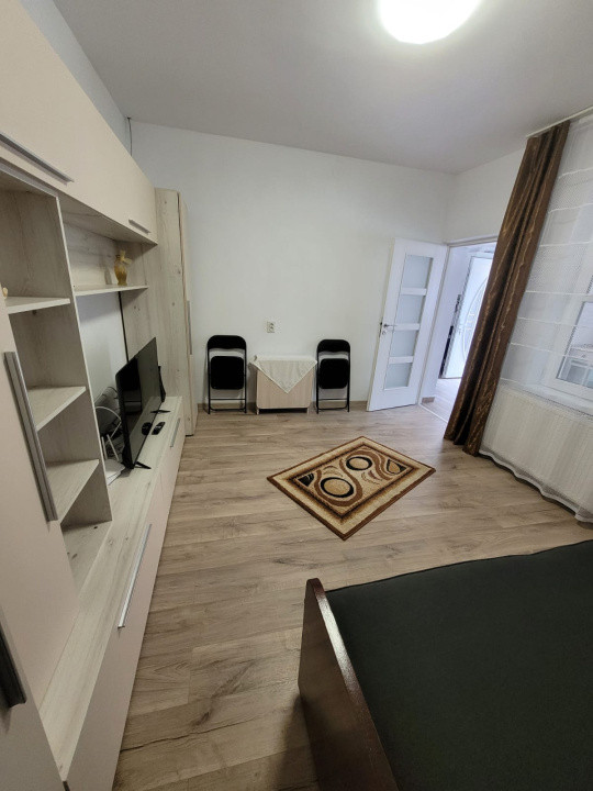 Apartament la casă de închiriat - 54 MP– Piața Cluj