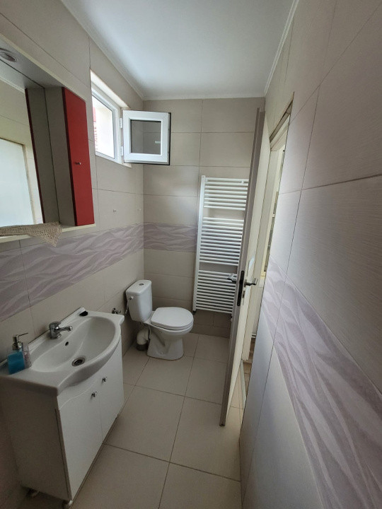 Apartament la casă de închiriat - 54 MP– Piața Cluj