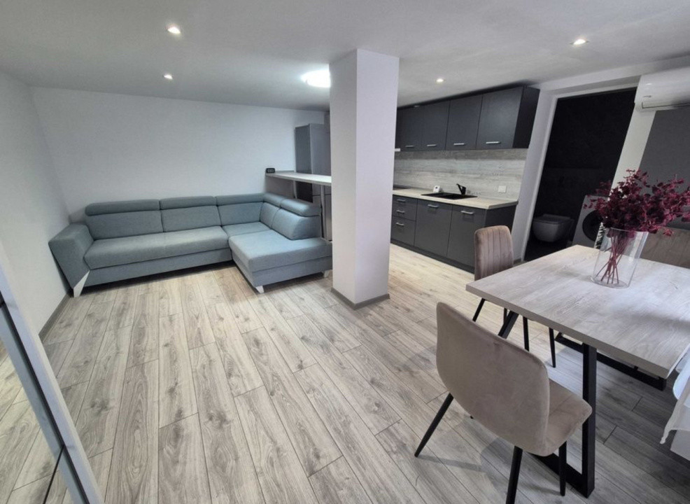Apartament modern de închiriat – 2 camere, 57 mp utili, zona Orașul de Jos