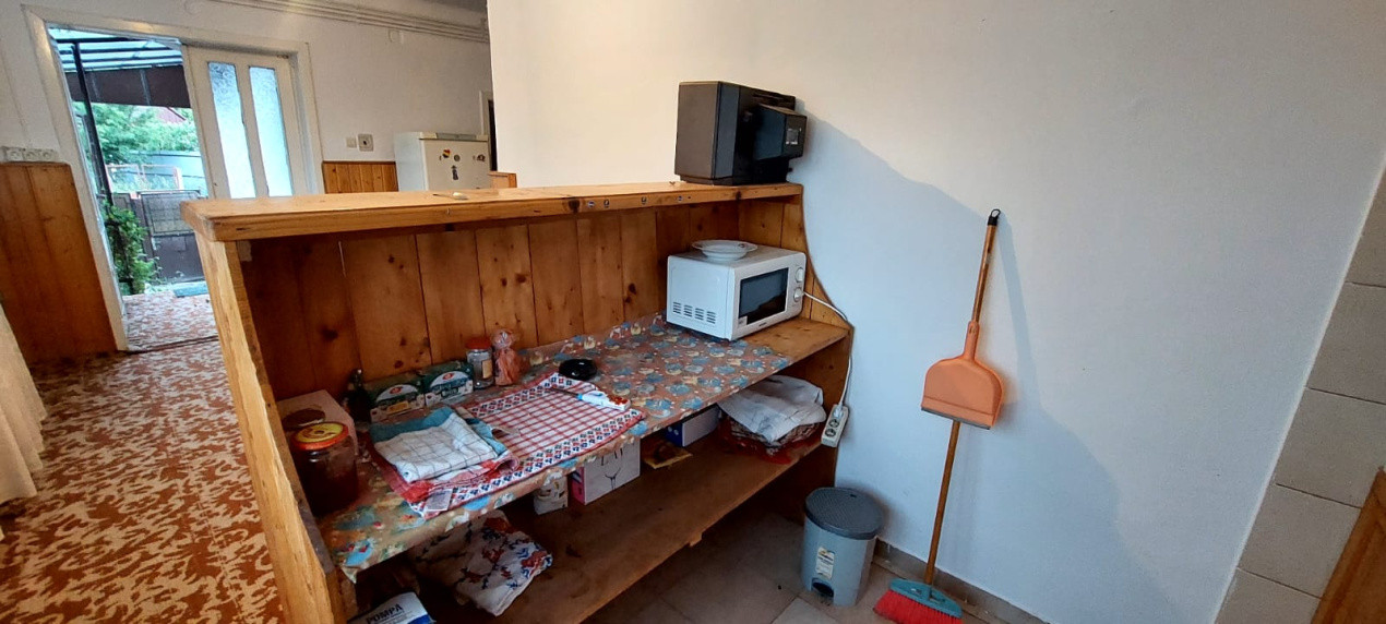 Casa 5 camere uprafata utila 126 mp , teren 684,spre vanzare in Salite