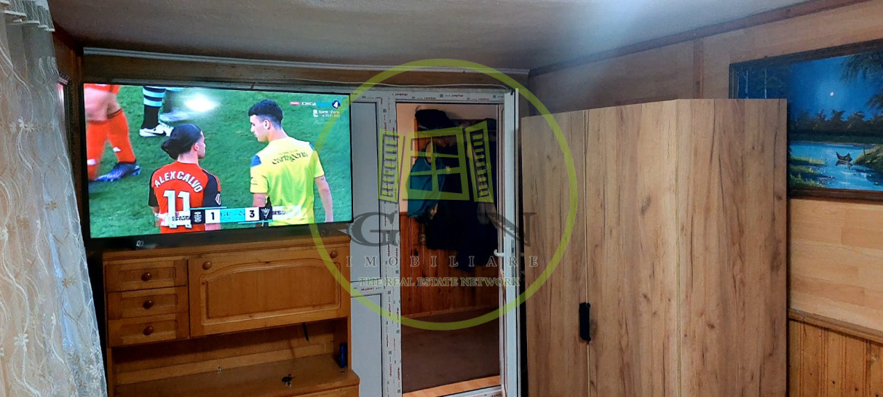 Casa 5 camere  suprafata utila 126 mp , teren 684,spre vanzare in Saliște