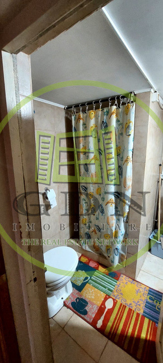 Casa 5 camere  suprafata utila 126 mp , teren 684,spre vanzare in Saliște