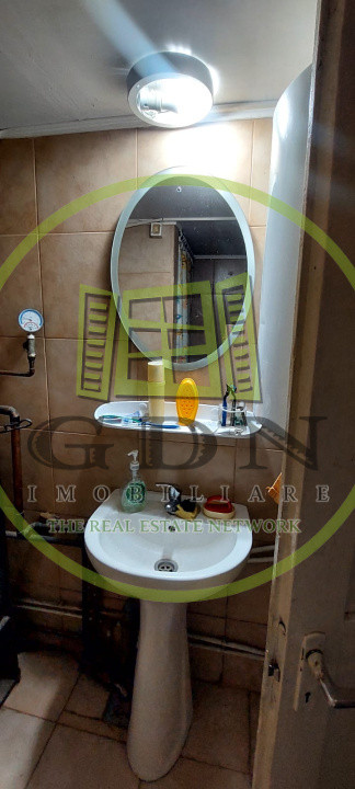 Casa 5 camere  suprafata utila 126 mp , teren 684,spre vanzare in Saliște