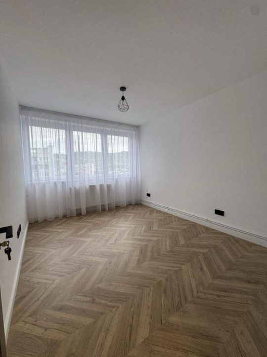 Ofertă de vânzare apart. cu 3 camere, 73 mp., Grigorescu, 249000 Eur